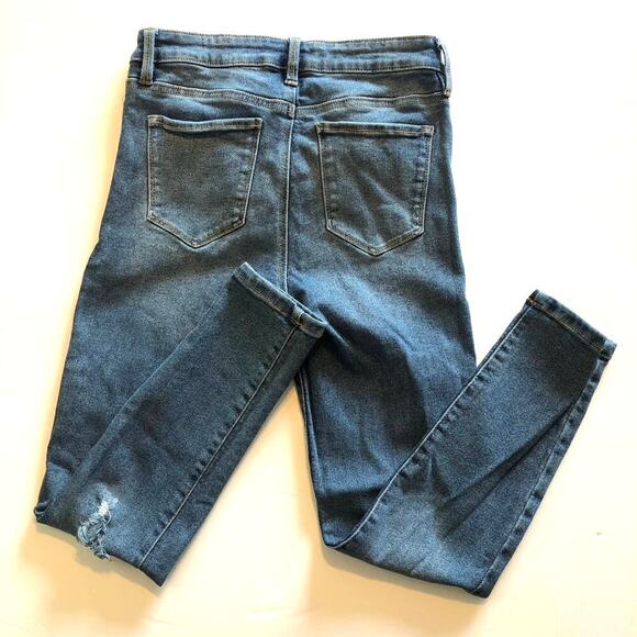 Rachel Roy Women's Medium Wash Distressed Cropped Skinny Jeans - Size 4 - Picture 10 of 10